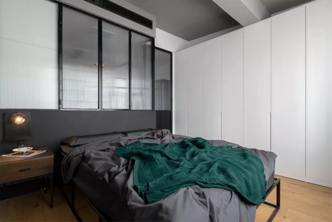 装修案例简欧风格公寓装修效果图-卧室